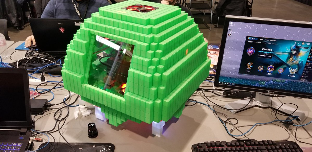 8bitBuilder's tweet photo. The pc setup at PAX East! #byoc #PAXEast #PAXEast2018 https://t.co/xd8fEAhZVN