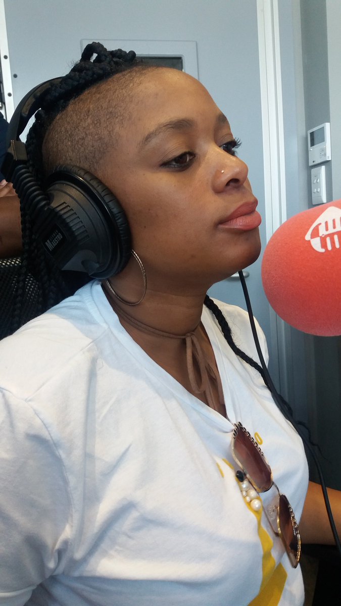 TheTouchdown326's tweet photo. @TembieCraft is in studio right now with the King of Lituation @ExquisiteVince_  for #ExPutMeOn .Her single is out called Ngona Phakade, are we putting her on or nay? https://t.co/8c86t2yJbN