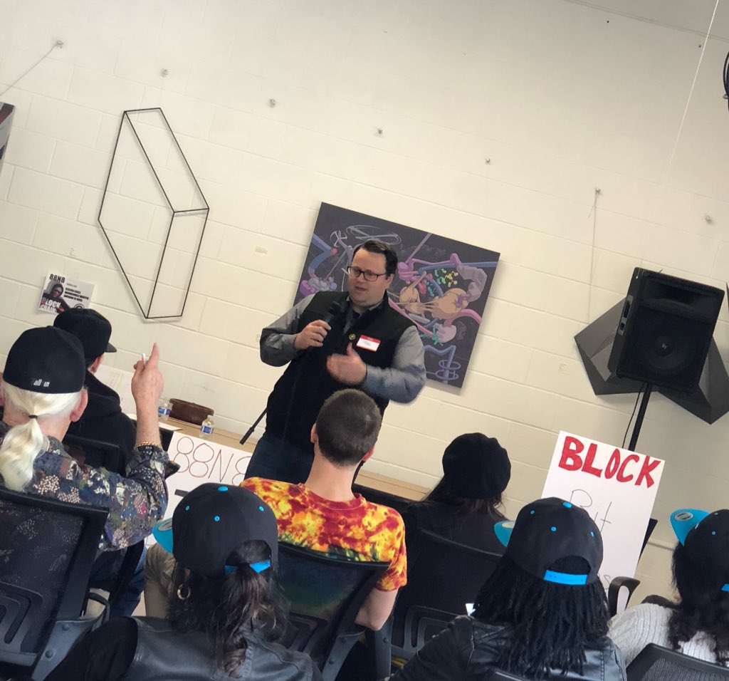 Tim2018Official's tweet image. Discussing blockchain and bit coin in Sacramento today