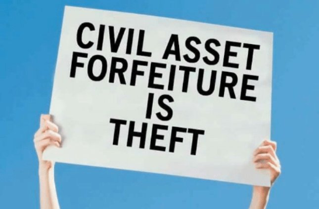 FreedomWorks's tweet image. For unknown reasons, the #omnibus left out amendments that were passed unanimously and would have prohibited civil asset forfeiture. #omniBUST #ampFW bit.ly/2px065J