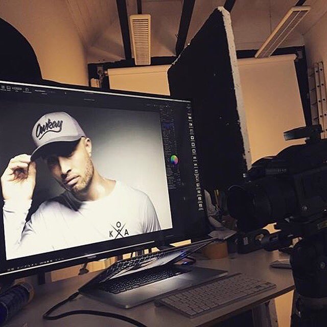 OwkayClothing's tweet photo. Spring/Summer18 Shoot in the Books today with MSPstudio, Matt Ponde &amp; Hazel Fox • Full Collection Dropping Soon • If you’ve not already Signed up to our Email Newsletter head over to the Website to do so and find out the exact date 1st 💯

https://t.co/CdsOqnRm3j https://t.co/257sSFN3WK