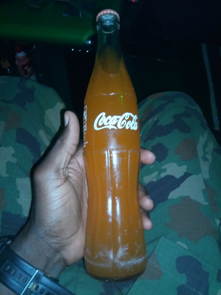 themayorng's tweet photo. When I thought I have seen it all in Nigeria.

Wtf is Fanta doing in a Coca-cola bottle? 

#BBNaija #31DaysOfCode #JulyOfCode #Jeez https://t.co/GA8eB4ixxP