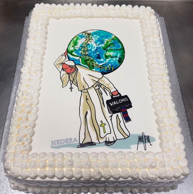 AnneHendry3's tweet photo. Dear @RaymondArroyo, @GeraldMurray8,
@Pontifex turned 81 on Dec17,2017 &amp; this was a cake someone made him &amp; posted on Twitter. I know @Pontifex knows abt me b/c I've seen evidence that he's paying att'n but refuses to consecrate Russia to IHM. Pls study my tweets b/c this is VIP. https://t.co/lTlyXLGBdJ