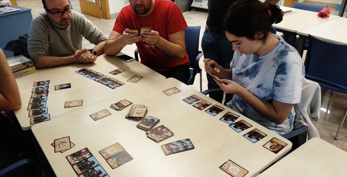 ➡️Hoy en el torneo de @exodo_cg en las #iludo2018 de <a href="/BansheeErrante/">CdR Banshee Errante</a> en Mataró. ¡Grandes partidas! 🎲