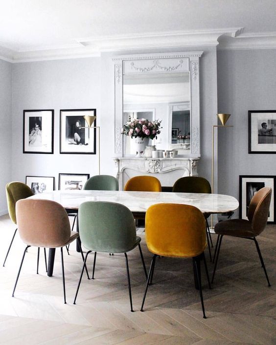 WeRentDMV's tweet photo. No one will ever want to leave  the dinner party if they're resting on these luxurious velvet chairs. Pinspiration: Add A Touch Of Luxury With Velvet Decor - Apartminty https://t.co/Hlh4AO271h  #interiordesign https://t.co/y9zaLkVzbE