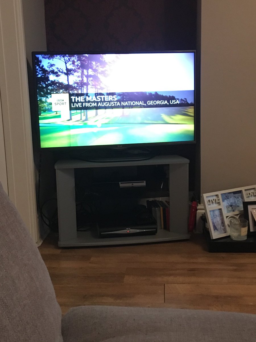 monobrowlover's tweet photo. Excited to see my absolute fave @KenBrownGolf, it’s isn’t the masters without #kenonthecourse https://t.co/GosjHtWIcC