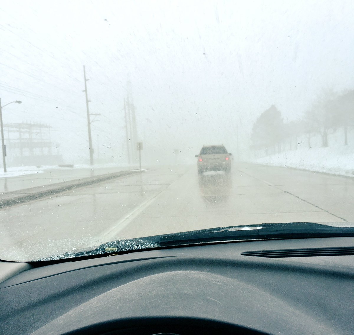 LadyBitchTime's tweet photo. Goes pants shopping. Asks store associate where the pants are. “Oh, that season is over. It’s shorts and capris now”. Looks outside. #winterisneverover #stupidfashionindustry https://t.co/zIkaanH7wl
