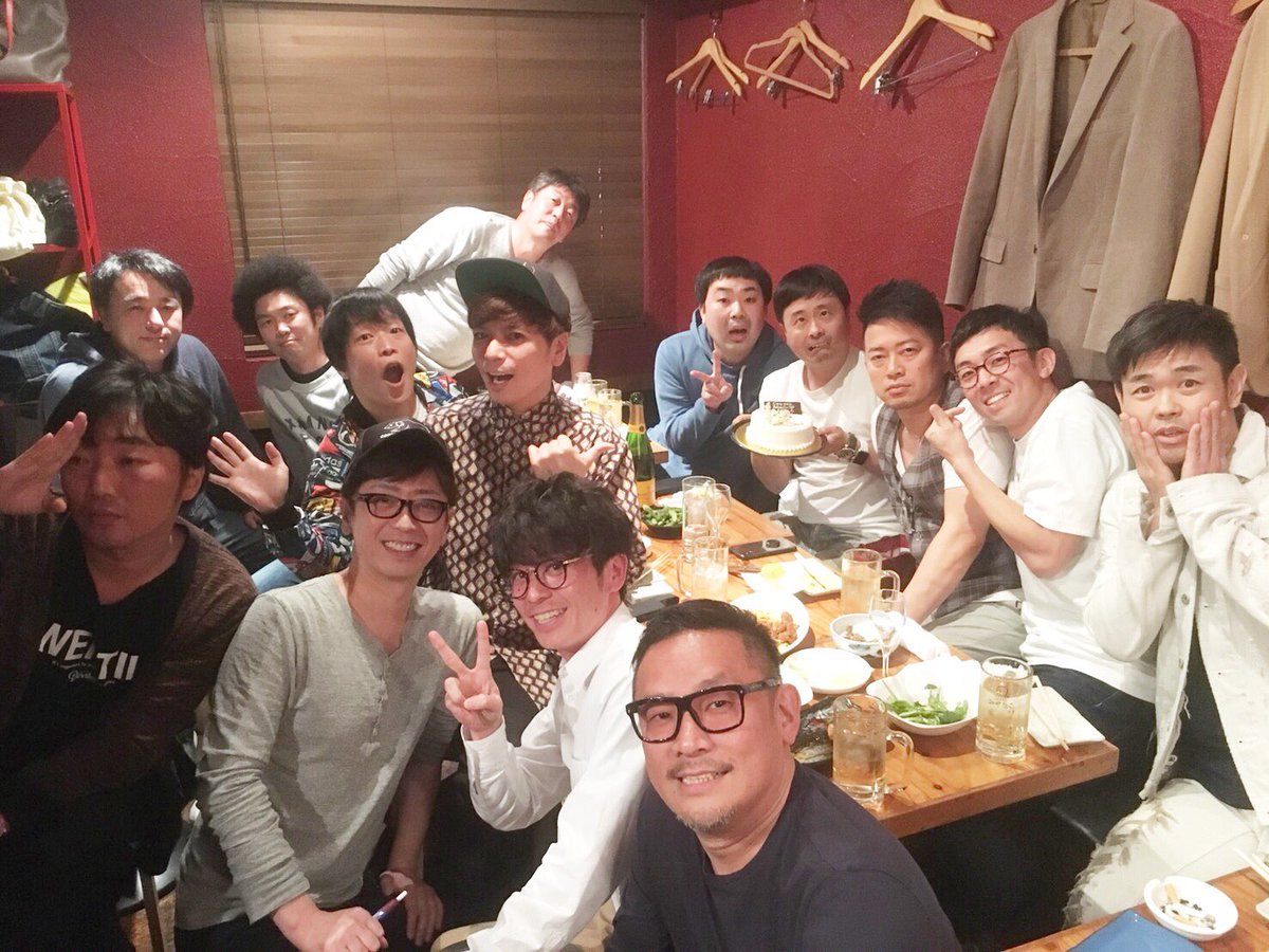 品川祐 V Twitter 河本さん誕生日会 俺は小顔効果を狙ってみた 小沢さんが ズルイよ 品川くん 僕もやればよかった と言っていた そんな40オーバー2人の気持ち悪い会話もあった とにかく楽しい夜だった 品川祐 V Twitter 河本さん誕生日会 俺は小顔効果を狙ってみた 小沢さんが ズルイよ 品川くん 僕もやればよかった と言っていた そんな40オーバー2人の気持ち悪い会話もあった とにかく楽しい夜だった