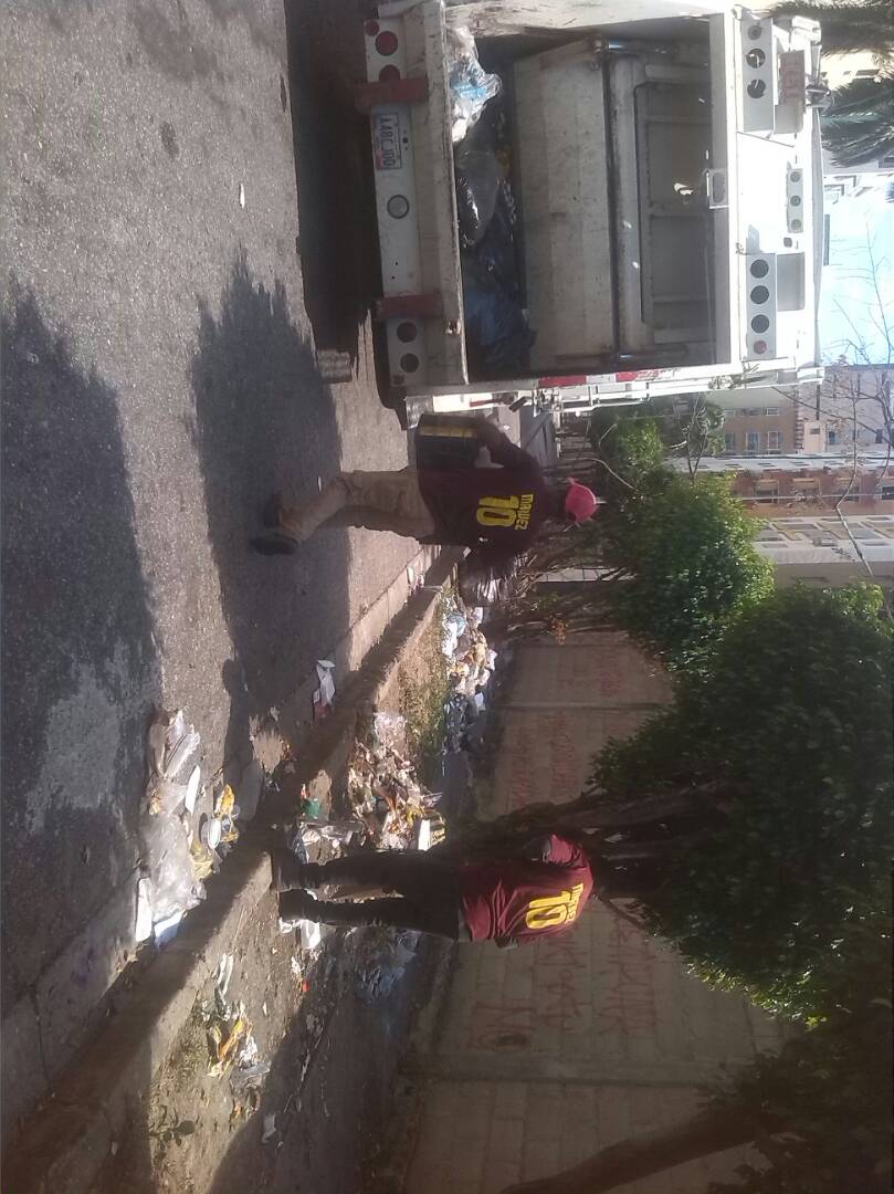 ImaValencia's tweet photo. #GranDespliegueParroquiaSanJose #Seguimosenlacalle #Av104-B @rafaellacava10 @Alemarvez10 @YormanBerbecia @ImaValencia https://t.co/e9soW1h2Yr