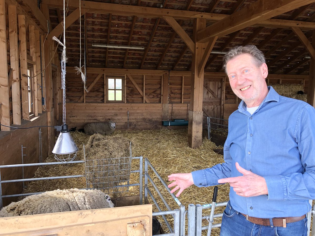 Dag 2 van het inwerkprogramma voor periode 2014-2018. O.a. bezoeken aan locaties door de gehele gemeente. Van Daarlerveen tot Haarle: de VVD was erbij 👍🏻