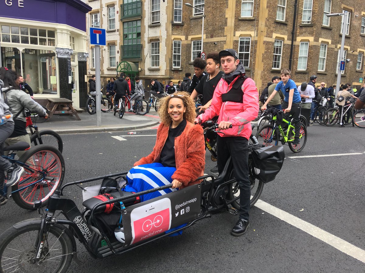 jnoahmorgan's tweet image. Also massive thank you to @pedalmeapp who made it possible for me to safely stream the event! 🚴🏽‍♀️

#bikestormz #bikesupknivesdown