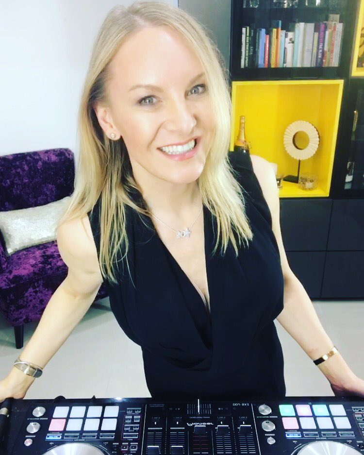 KitchenBelters's tweet photo. If you missed my @kitchenbelters over on FB Live, hear the audio from tonight’s show on @mixcloud 

https://t.co/s1lSpBZFXU https://t.co/yyrXFevGta