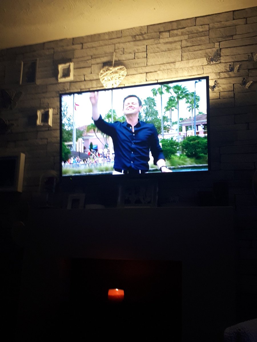 allanappleby82's tweet image. @itvtakeaway just massive Lol'd. #funsponges am having that word