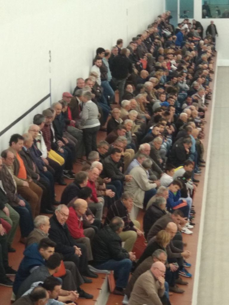 DESAFIAMENT als CAMPIONS <a href="/ZurdoPilota/">El Zurdo Pilota</a> de <a href="/AjBellreguard/">Ajuntament de Bellreguard</a> 
<a href="/pilotaviu/">PilotaViu</a> <a href="/Frediesport/">Frediesport Pilota</a> <a href="/diariserpis/">Diari Serpis</a> <a href="/diariserpis/">Diari Serpis</a> <a href="/fedpival/">FedPilotaValenciana</a> <a href="/ElJocDelPoble/">El Joc Del Poble</a> <a href="/AjBellreguard/">Ajuntament de Bellreguard</a> <a href="/CESPIVA/">CESPIVA</a>