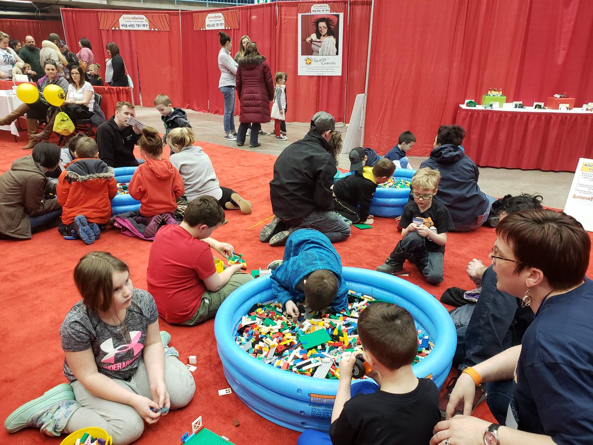 AMAZEatorium tweet media