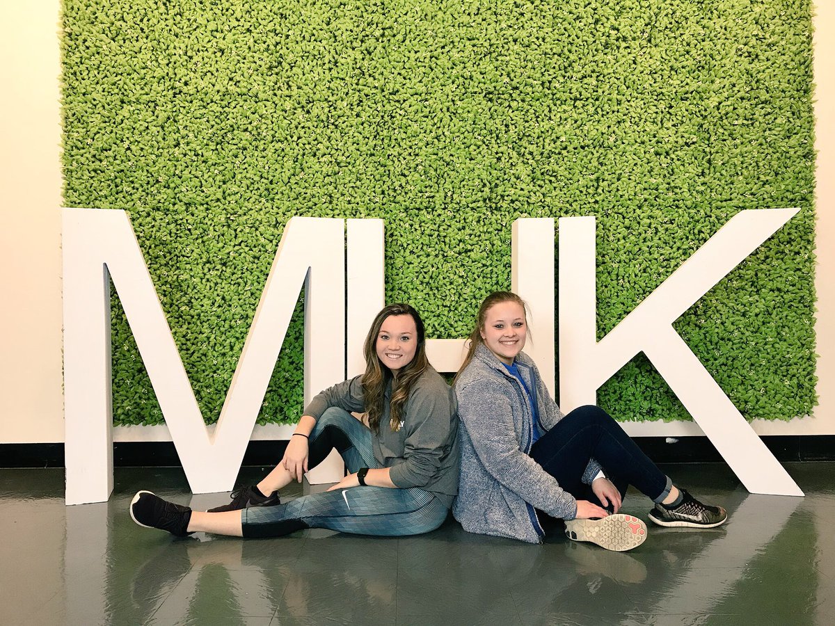 hannahmarx18's tweet photo. #KStateUPC #CaptureUPC #OpenHouse2018 @brasser_carly https://t.co/bVi16qjbgn
