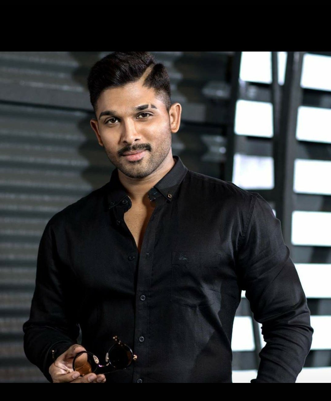 Happy bday stylish starr ALLU ARJUN 
