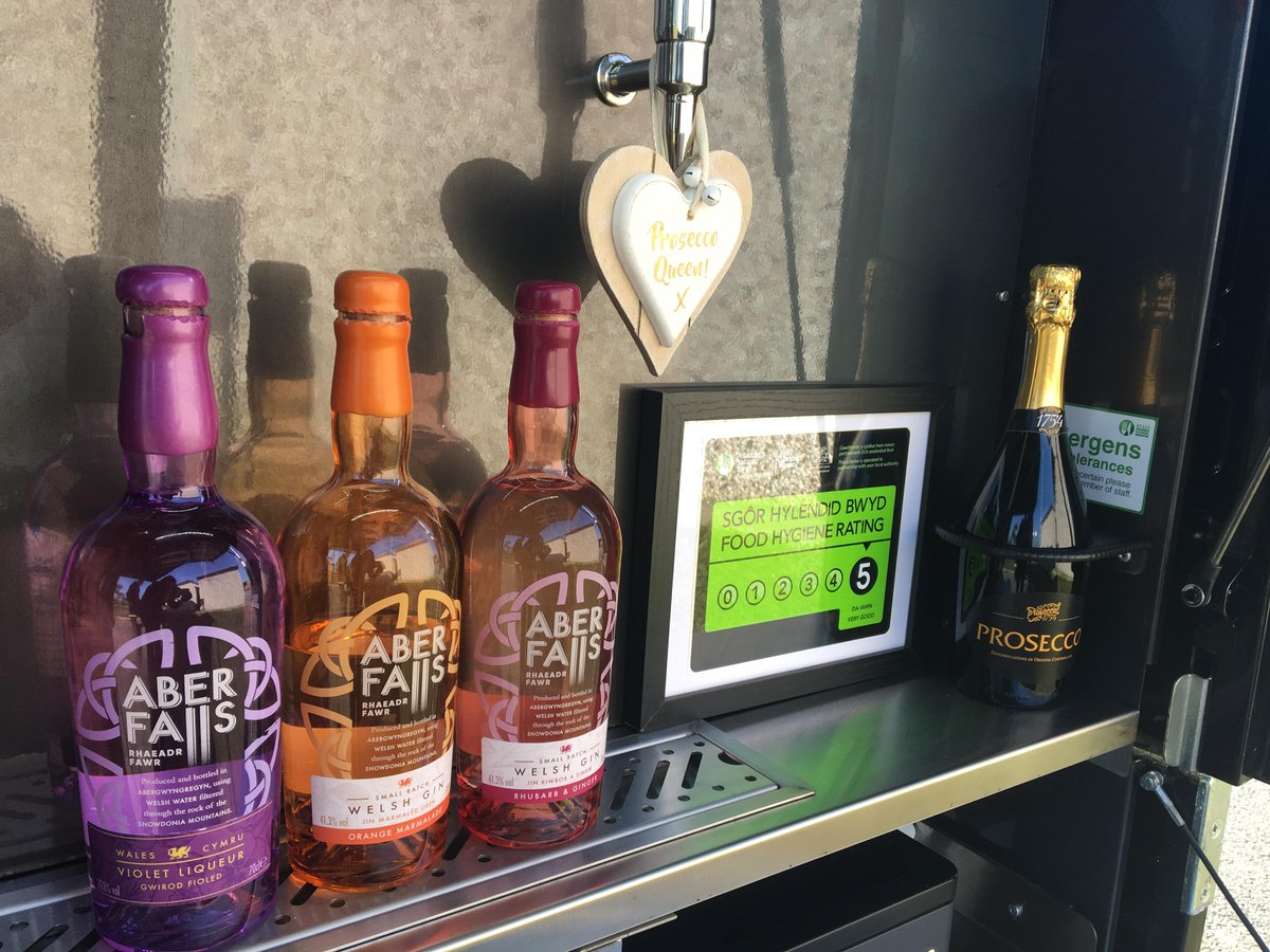 aberdistillery's tweet photo. We can't wait to try the Aber Falls Fizz Cocktails available from @Bella_Prosecco...
Sample them for yourself by finding out where Bella is travelling to next >> https://t.co/yjnLaXk61k #BellaTravels #PaddintonsFizz #BellaViolet #BarbaBella #aberfallsdistillery https://t.co/icZ6h26vQz