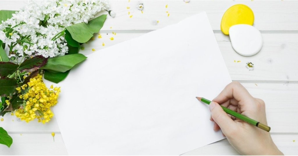 HealthBeauty747's tweet photo. Stuck on What to Write For That Perfect Engagement Card? We've Got You Covered https://t.co/FQNEdVcjHp https://t.co/gTeiMq2jbs