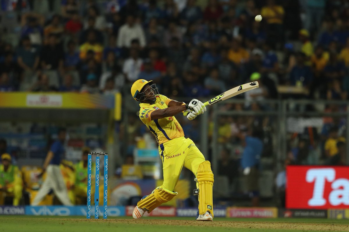 ChennaiIPL's tweet photo. #Champion is here to #RuleDWorld! Man of the Moment! #WhistlePodu #CSKisTheBest #CSK #Yellove #CSKvsMI🦁💛 https://t.co/Gs0OV7fpLs