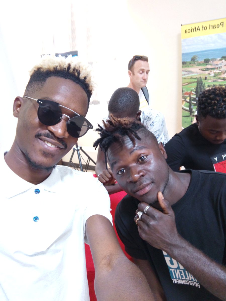 BebeCoolOffici2's tweet photo. @IamApass Didadada  super hit https://t.co/v1INU3KGpb