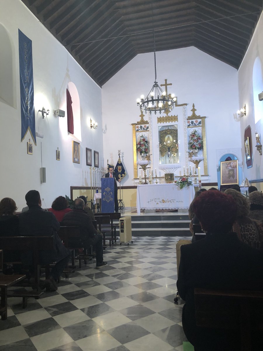 Asistimos a la presentación del cartel de la hermandad de Ntra. Sra del Rocío de Guadix, que anuncia su romería 2018 en su XXV Aniversario