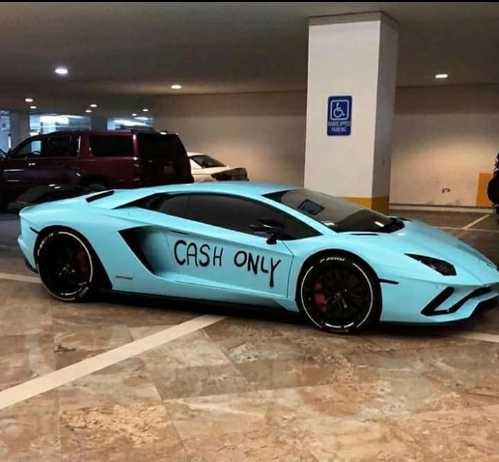 gukkie7m's tweet photo. Justin escribió esto en su Lamborghini: "solamente efectivo"
@justinbieber #PremiosMTVMiaw #MTVBRFANDOMBELIEBERS https://t.co/IoF8qyO0fG