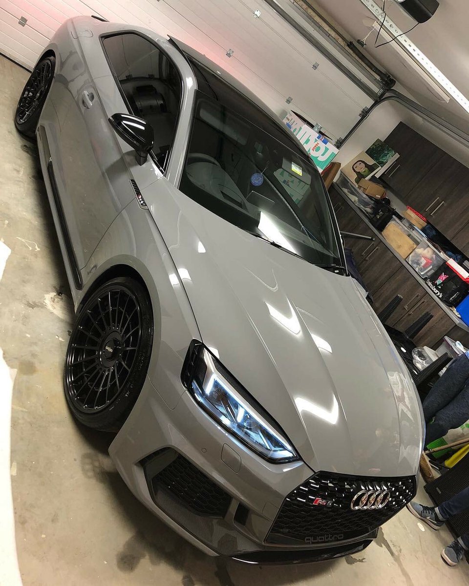JezzaMaqasa's tweet photo. #NotSuitable to human beings below the age of #18..... #AgeRated #Audis #TTRS #RS5 @mtura712 @Siya_Madiks @audi_af https://t.co/L4dAZbvu0z