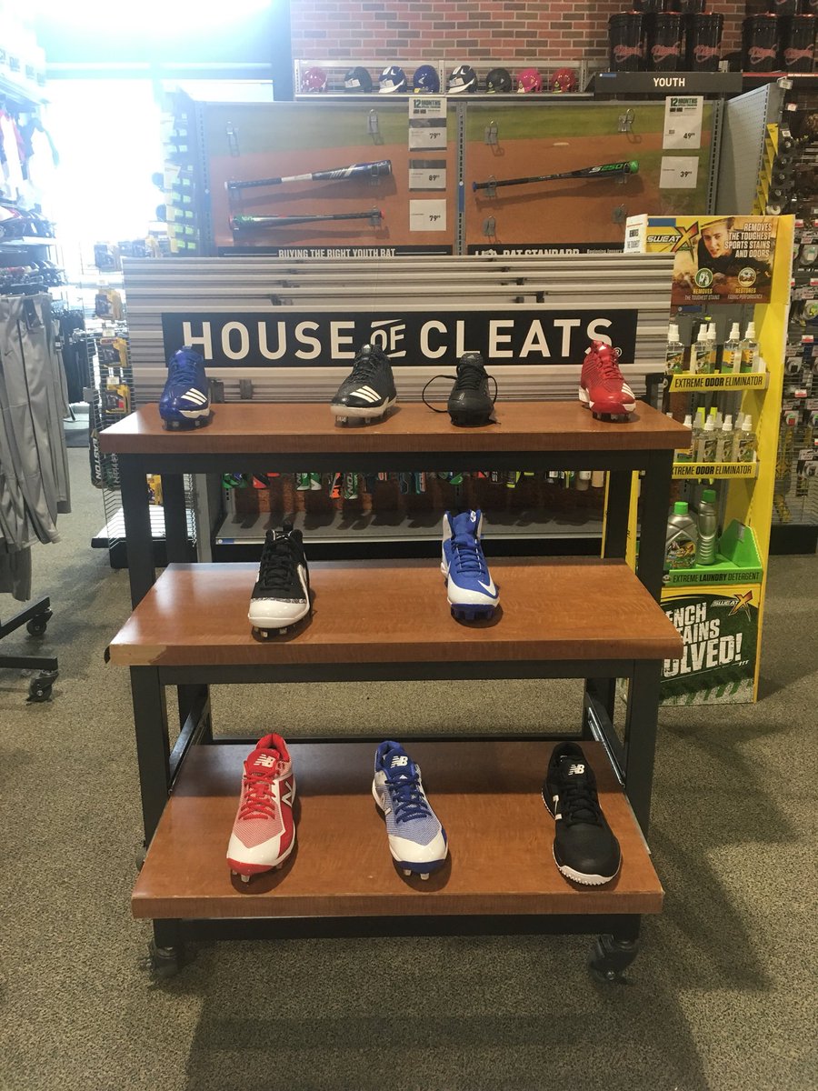 avalaurio's tweet photo. @DICKS I call bullshit. 100+ men’s cleats and only 5 women’s. This house doesn’t welcome women athletes. https://t.co/htoRGFcANN