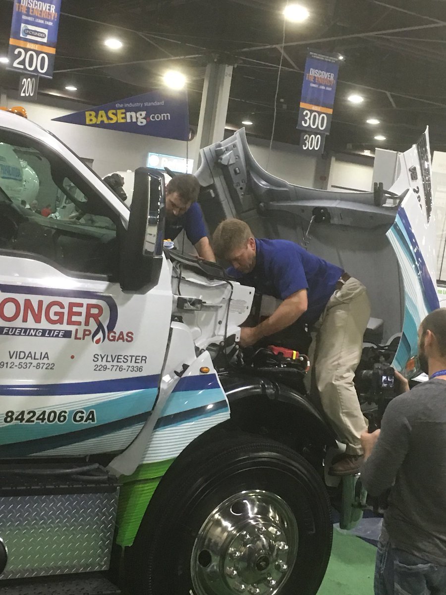 PropaneResource's tweet image. Watching a live propane conversion @congerlpgas