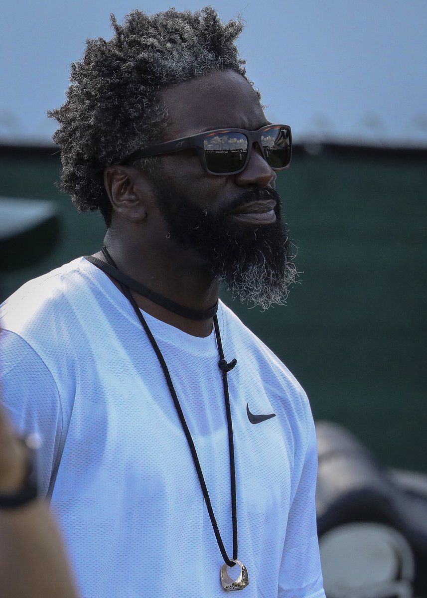 CanesFootball's tweet photo. The 🐐 stopped by today. https://t.co/Jern0uySuJ