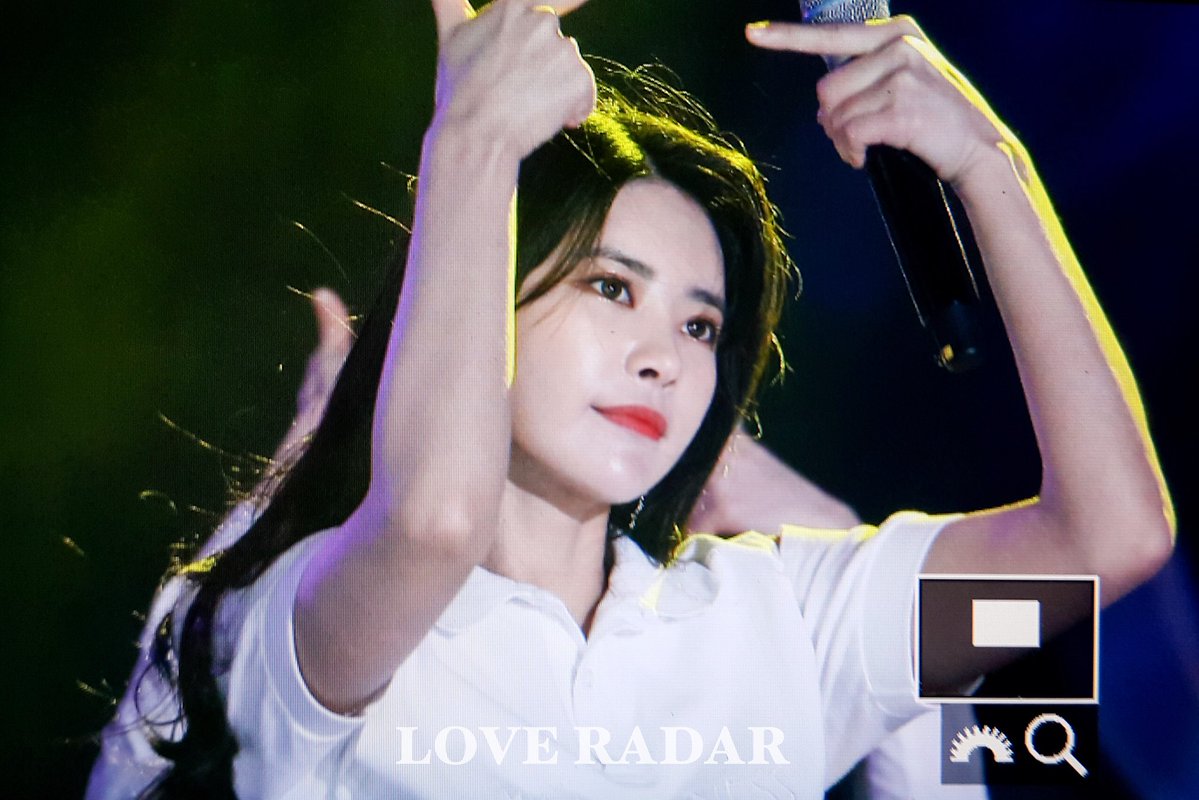 doingitamazing's tweet photo. dia looking amazing in previews pt. 2 (2018)

#다이아 #Jenny #제니 #유니스 #희현 #주은 https://t.co/zSG49hnB6C
