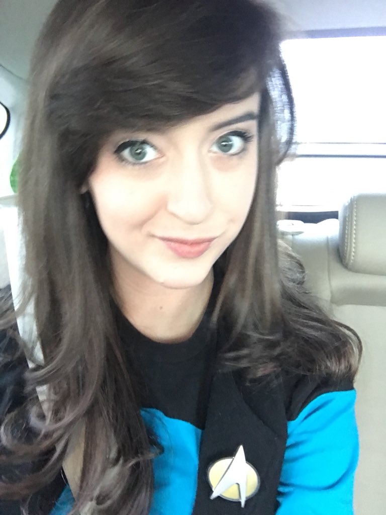 KristinHuggins's tweet photo. En route to downtown Dallas for #FANEXPODallas2018 🤓 https://t.co/BtiWJVNNJM