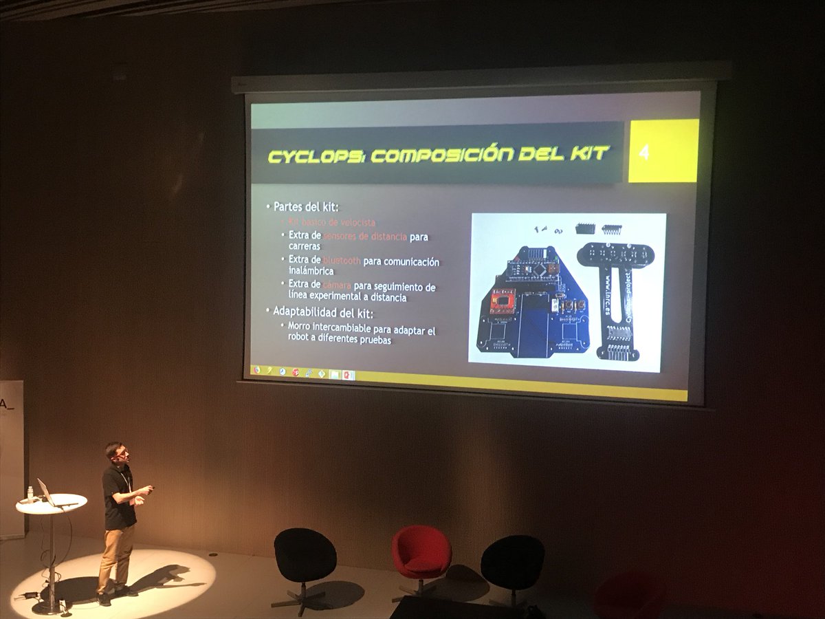 nuria_imeq's tweet image. Kit basico de velocista @RugidoDePuma @ArduinoDayZgz #ArduinoDay2018