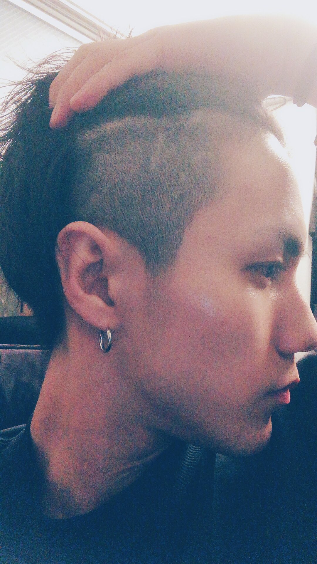 O Xrhsths 吉田 邑樹 Sto Twitter やってしまった 伸びてきたサイドをいつも通りバリカン で刈ろうとしたらヘッドの部分を装着し忘れ もみあげの先っぽを失ってしまった R 1枚目がもみあげ有り 2枚目がもみあげ無し 皆さんもバリカンを使う際は