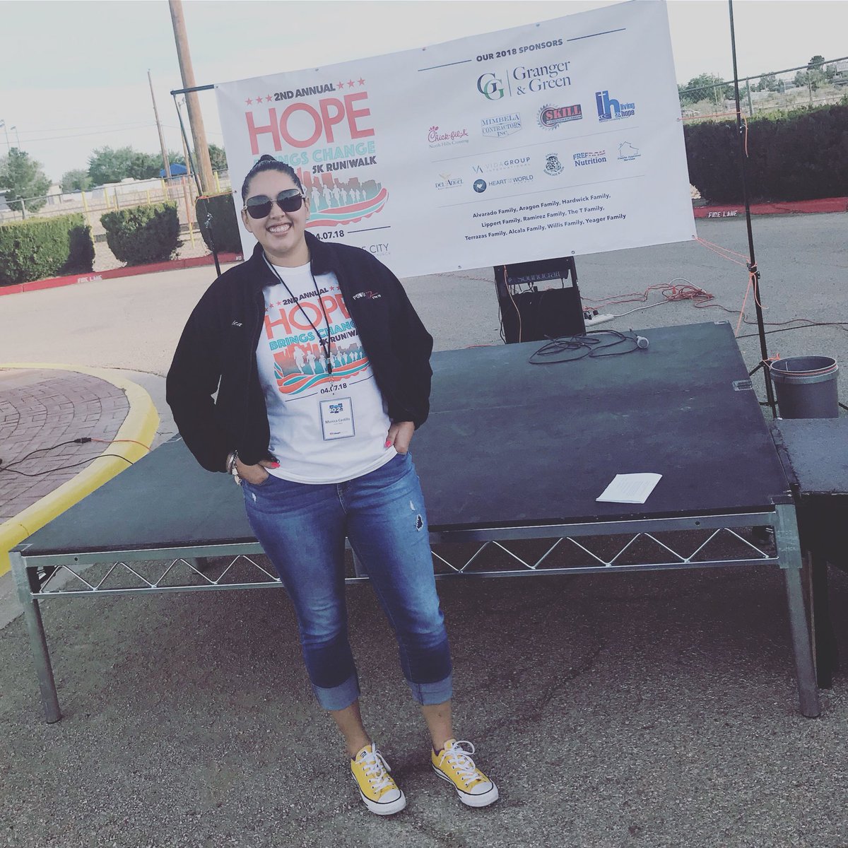 monica_EPT's tweet photo. ...: when you get to be... “your girl Monica Castillo on Power 102!” ... join me this morning at Hope City Community Church for the 2nd Annual Hope Brings Change race!! :) #OfficialEmcee #Positivity #Radio #Emcee #NonStop #EarlyAMRace #Love #Power102 #HopeCity https://t.co/mKTMHKaUY8
