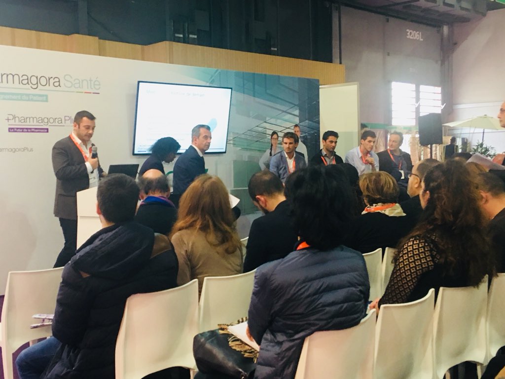 PharmagoraPlus's tweet photo. Tout savoir sur les #innovations au service de la gestion officinale ? C’est en ce moment sur l’espace Ère de la technologie! #PharmagoraPlus #Medappcare #esante https://t.co/Exu7MoLkvA