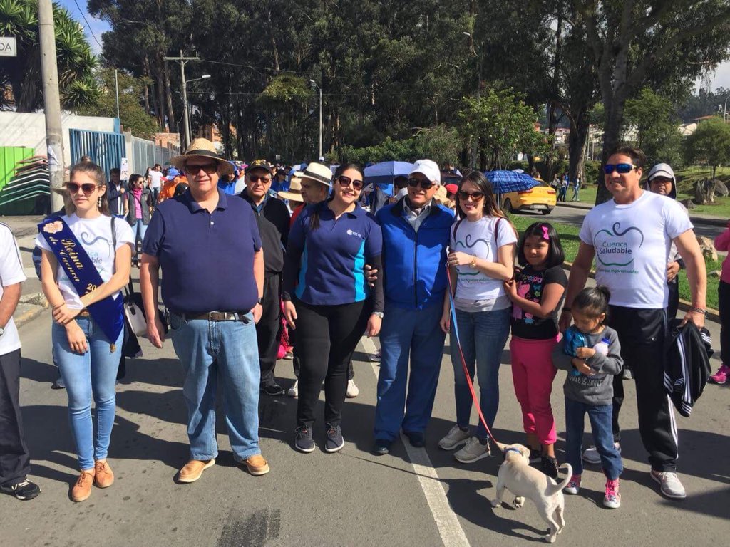 GabiBritoA's tweet photo. En la Caminata #SaludParaTodos por #Cuenca 😍

¡Qué alegría cuando nos unimos por causas comunes! 

“La salud no es solo la ausencia de enfermedad, sino la armonía con uno mismo y el entorno.”

#DiaMundialDeLaSalud 
#SembrandoFuturo ❤️💛 https://t.co/2NqENQfNYJ