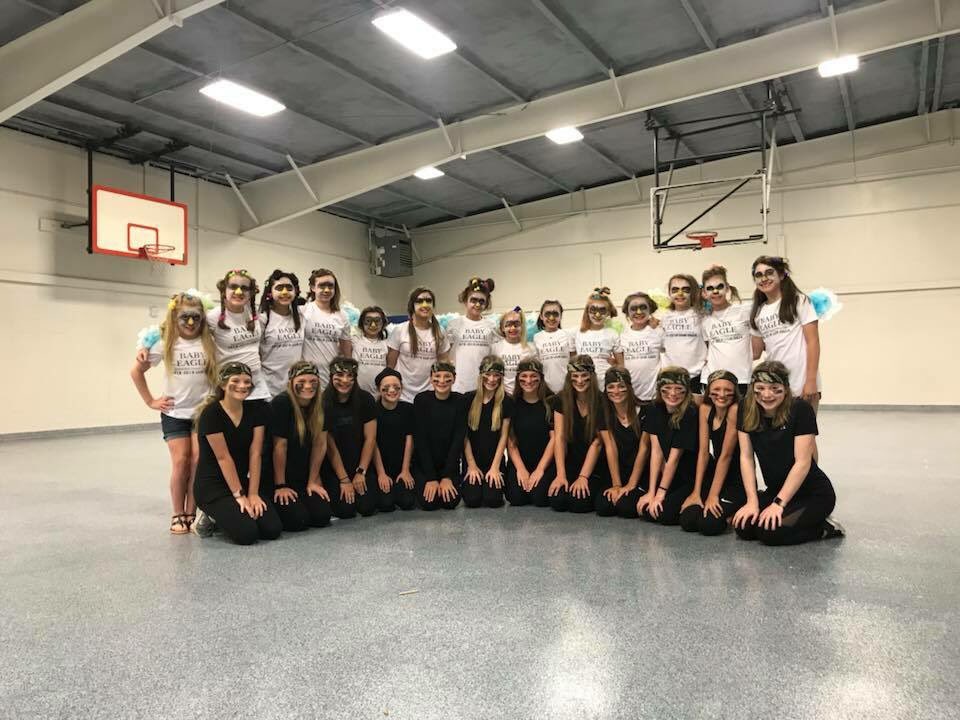 LOJH_Cheer's tweet photo. Looks like some of our returning cheerleaders captured some baby Eagles tonight! Welcome to LOJH Cheer, newbies(; https://t.co/mulfrEvkTG