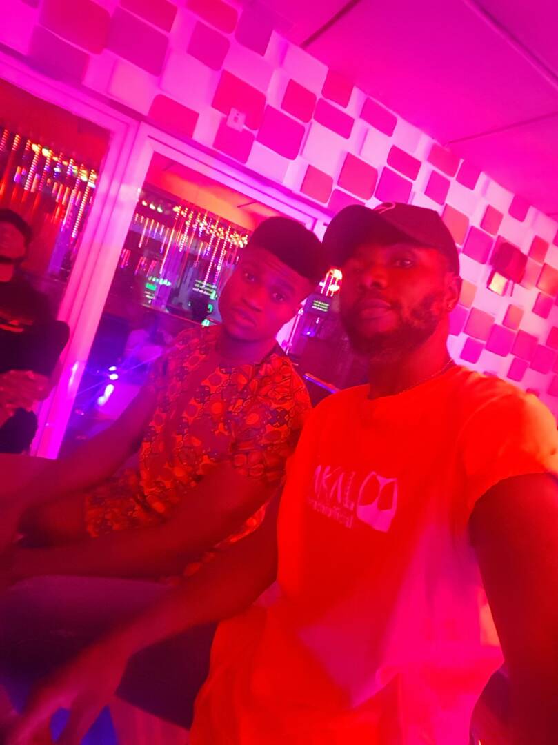 vocalchamber's tweet photo. Twas an awesome night with some friends from the voice Naija karaoke tinz https://t.co/k48cijMfpO
