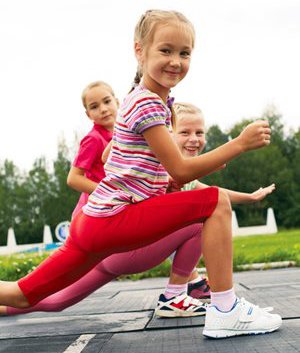 POSNAKids's tweet photo. As people get older, their bones weaken and become more prone to injury and fracture. Childhood is the best time to build strong, healthy bones! https://t.co/HwgQnjm5AB https://t.co/LTTwpcbTVx