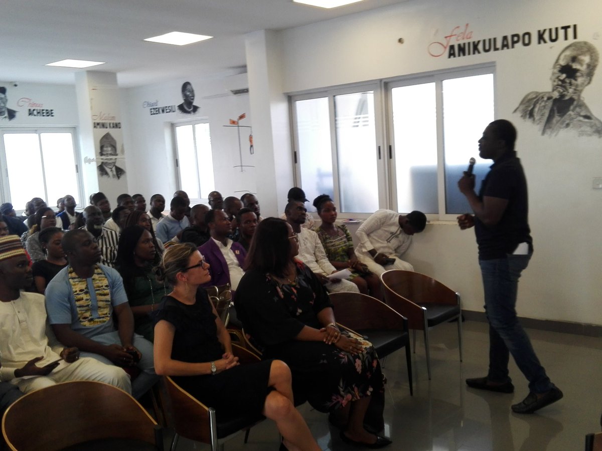 charitychaste's tweet photo. .@seunonigbinde gives his presentation about the giant strides of .@BudgITng & @CivicHive and how we can all participate...
@LaureBeaufils of @UKinNigeria is present
#DiplomaticDialogues
@DFID_UK @PaulTArkwright @Walebajo @diene_keita https://t.co/eGjjtkH1TI
