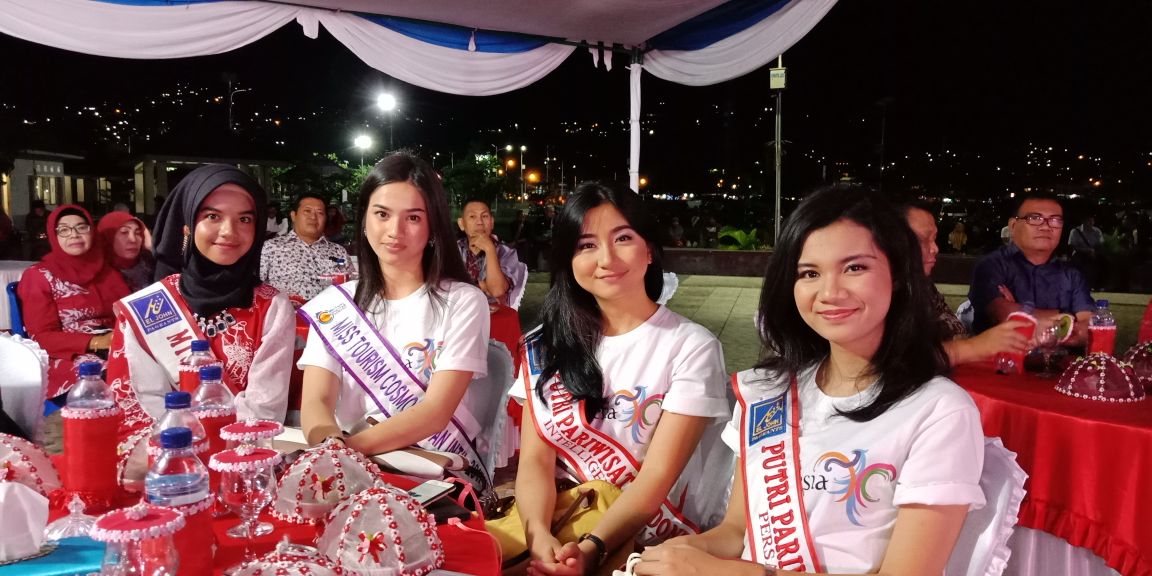 cakep2 ya pemirsa??
#GenpiGoesToBanggai 
#WelcomeGenpiBanggai