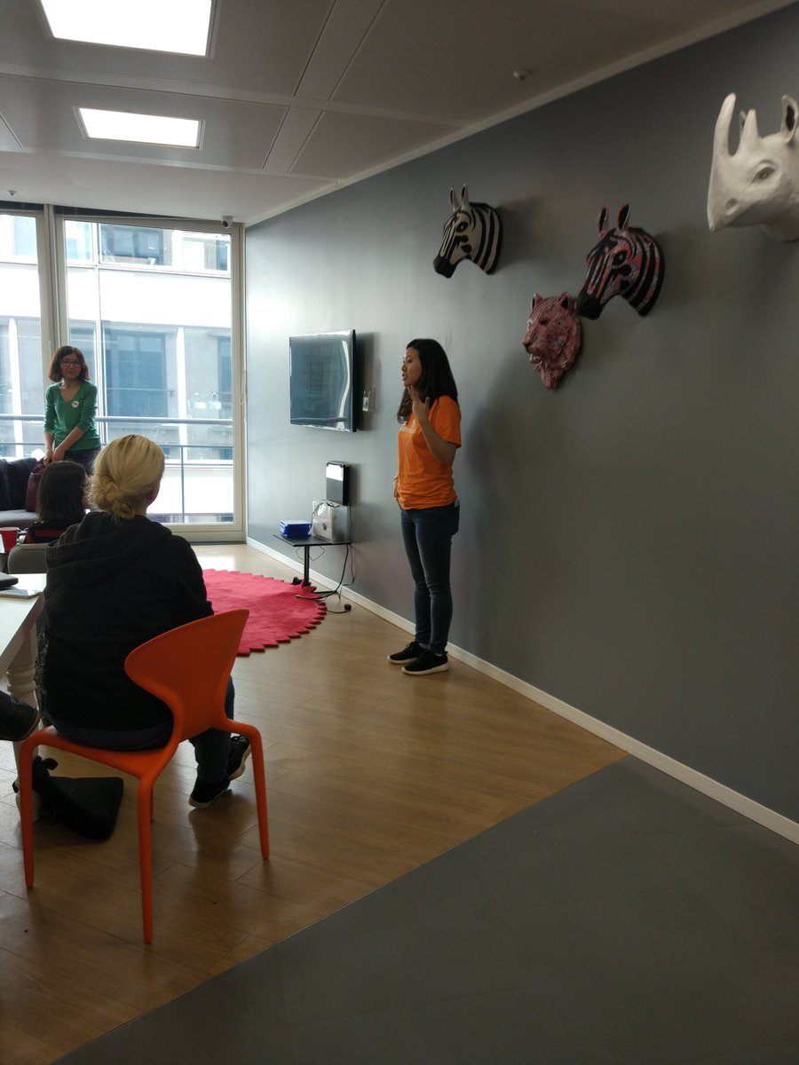 AdiBop_'s tweet photo. Wrapping up. Thanks so much!! #DataPlusWoman #BeaWomanInDataViz https://t.co/Txn14vOWFo