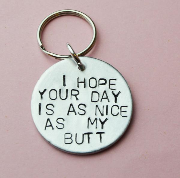 NoraBeeBee's tweet photo. #mostselling #trend #trending #pupulargiftidea #fungifts #trendinggift #buzzfeed #topseller #butt #bum #lovegift https://t.co/mwVdqTQumv https://t.co/m5FzjZHhWH