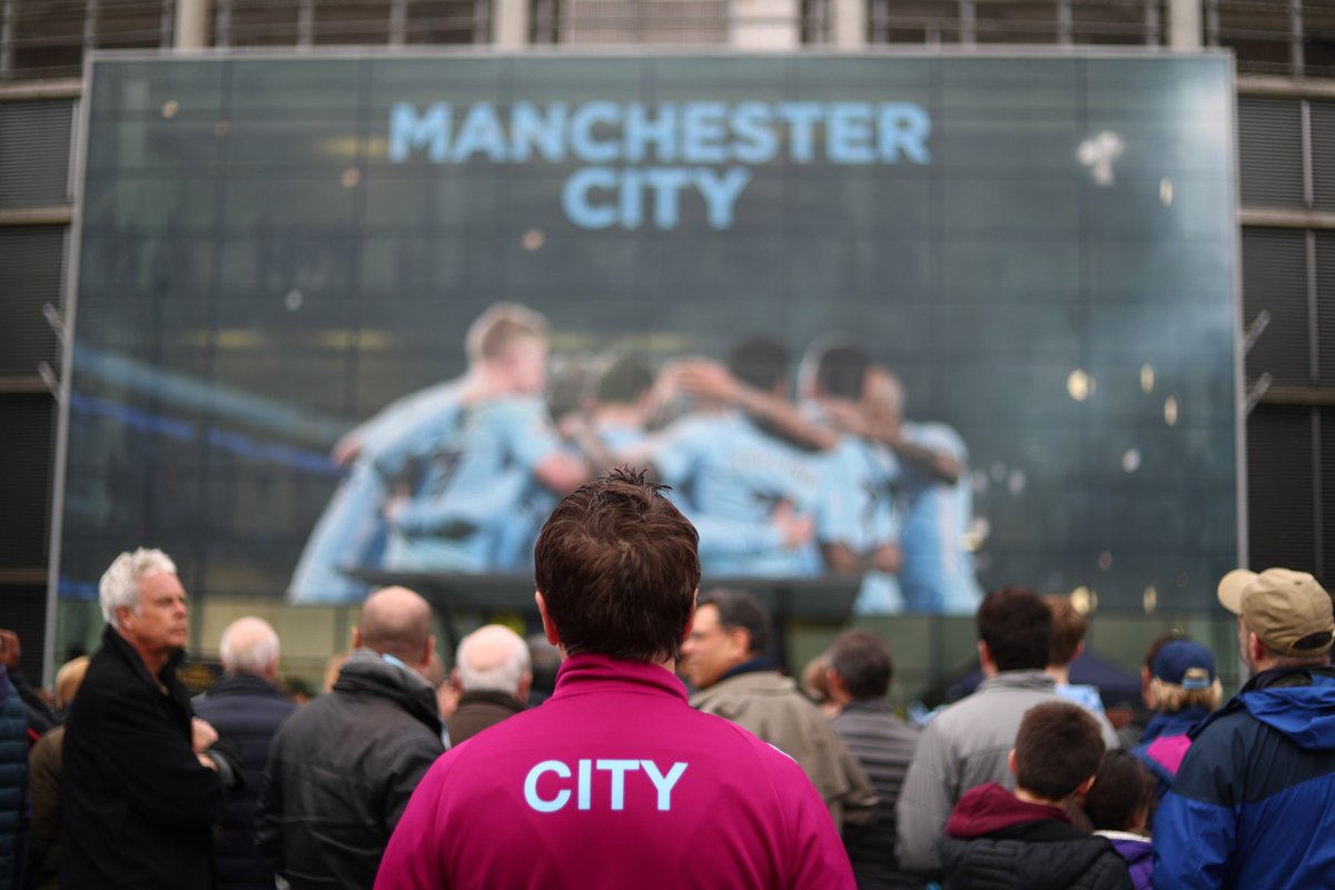ManCity's tweet photo. History beckons... #cityvutd https://t.co/zVqsgoJe2H