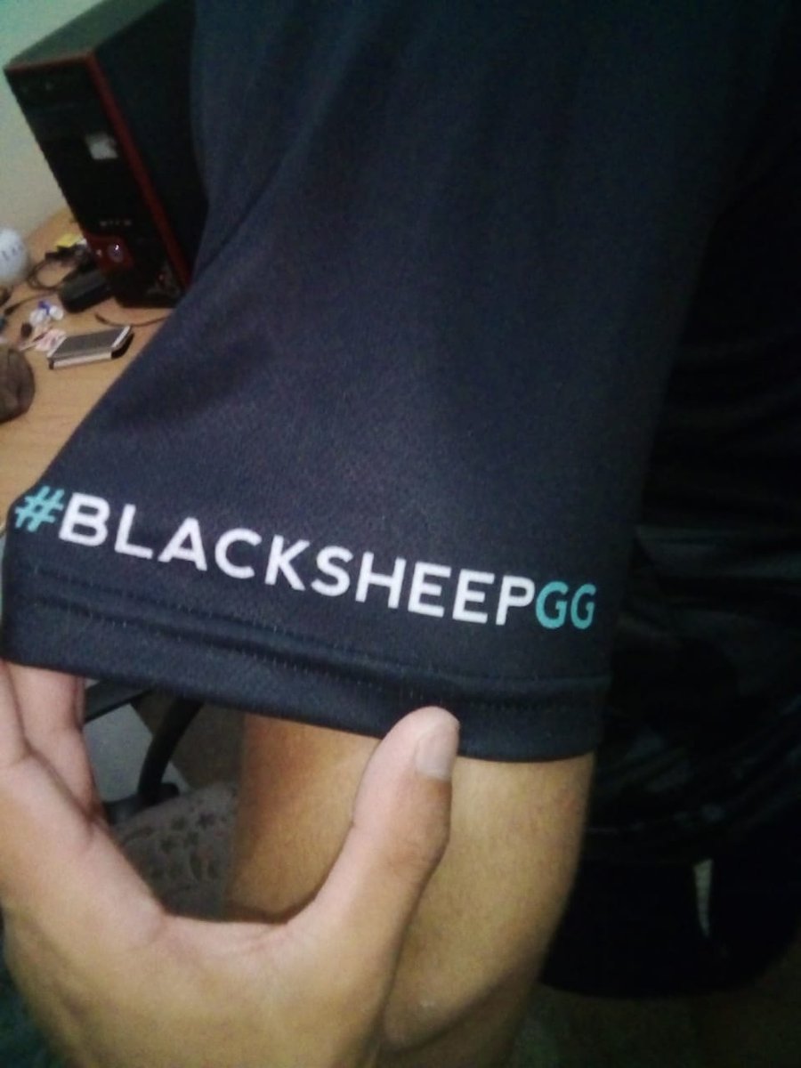 BlackSheepGG's tweet photo. #BlackSheepGG Some of our members enjoying their new shirts that arrived. https://t.co/PRJCW1KNBI