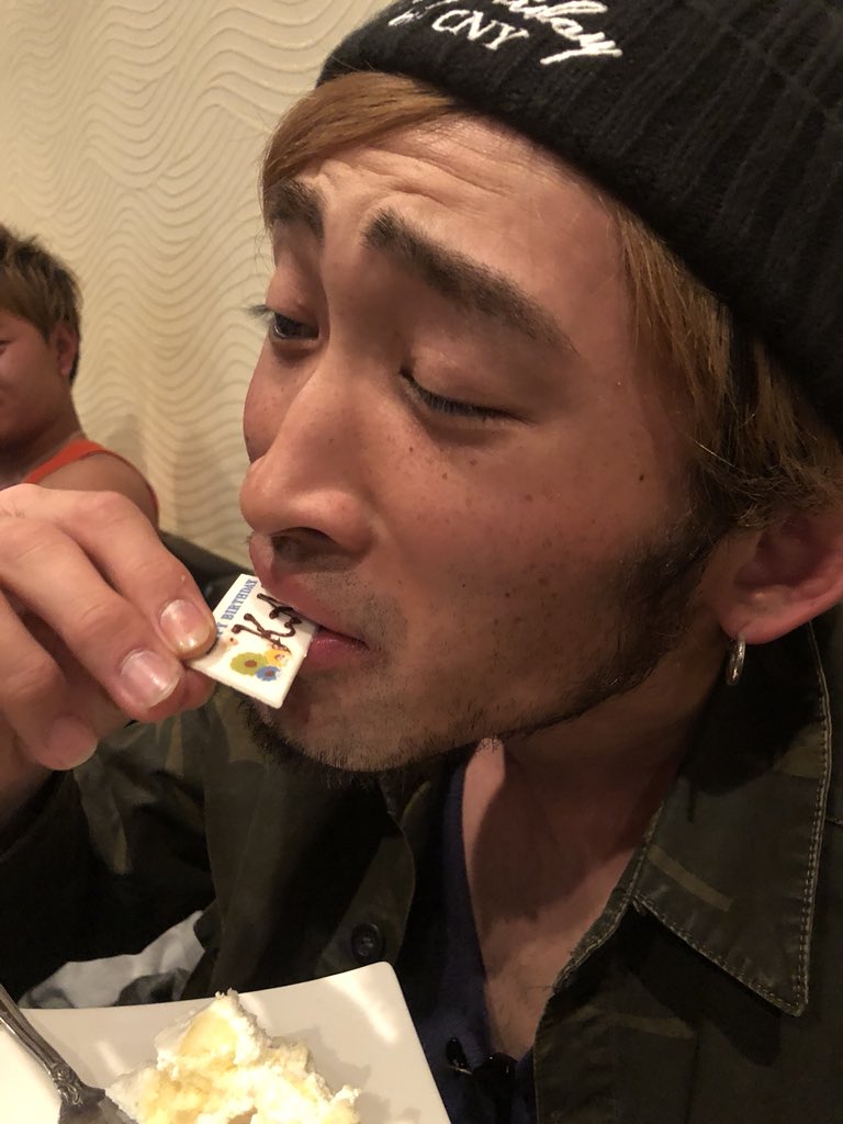 28__KAZI's tweet photo. 岳人さん気持ち悪いに使っていいよ https://t.co/PXLrzewnmD