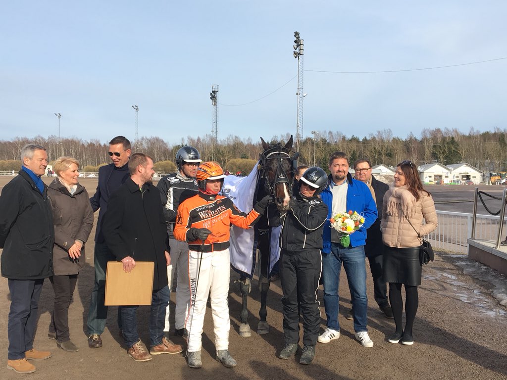 #Helsinki-ajo voittaja WorkoutWonder onnittelemassa #kiitos @VermonRavirata upea #ravipäivä #Helsinki