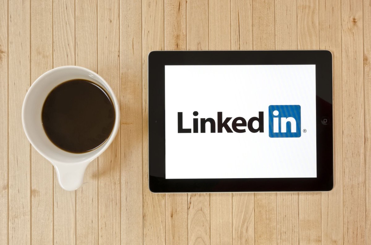 WTWH_Aly's tweet photo. Learn how to use #LinkedIn ads to reach your target market in this webinar. Sign up here - https://t.co/OuTdvSfGsT @WTWH_Aly #marketing https://t.co/VIMhPZv3fA